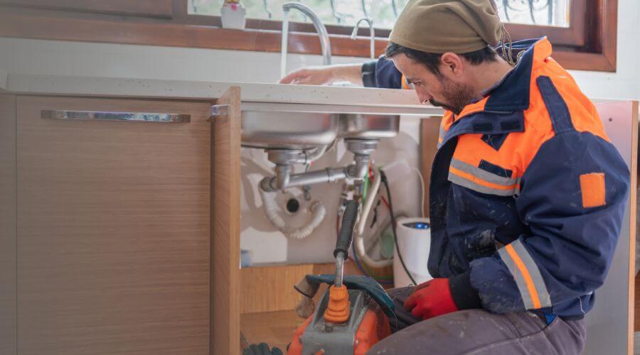 Expert burst pipe repair services in Cactus, TX